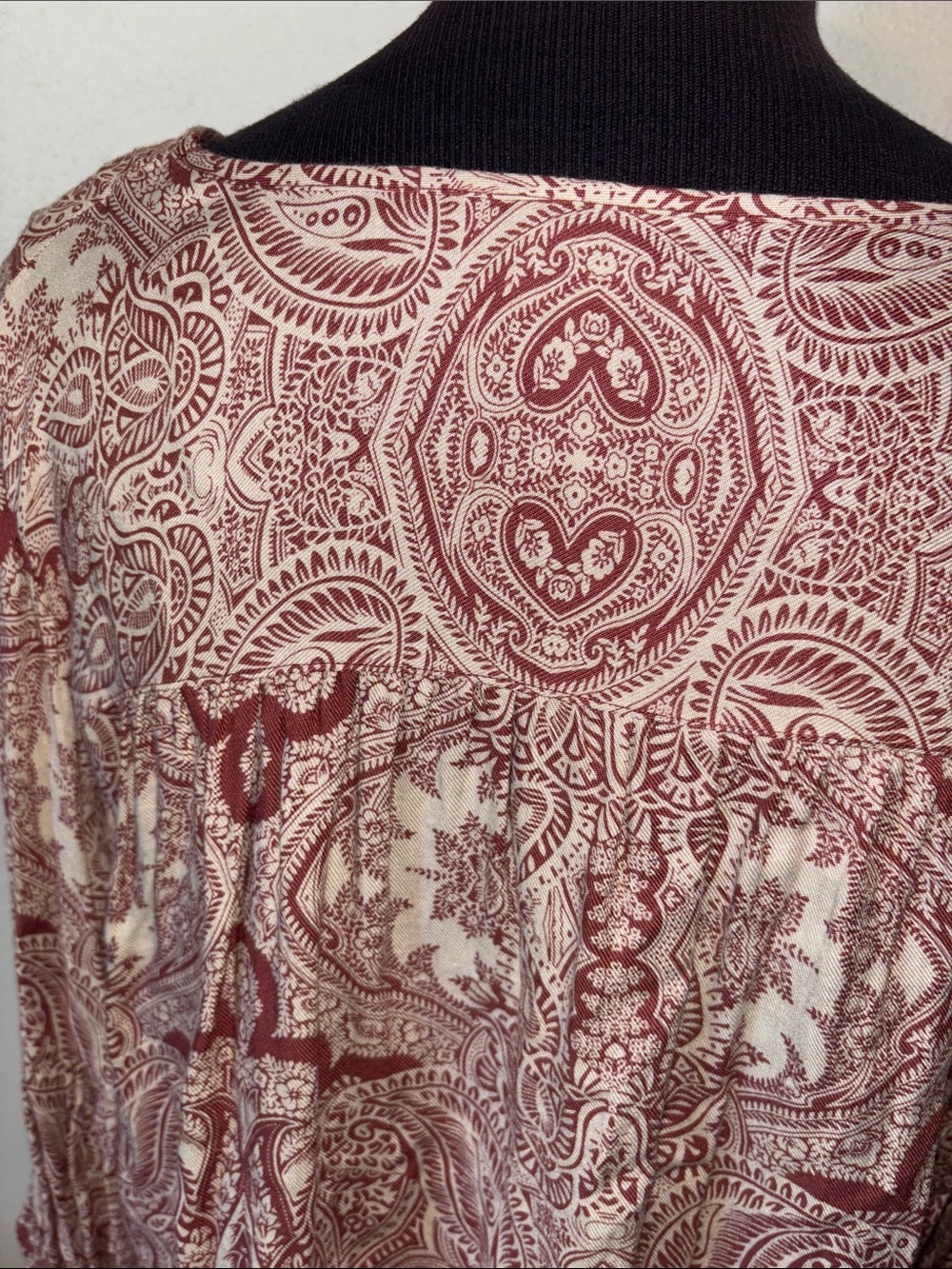 Brina & Em Lightweight Pullover Top size 1X - Picture 6 of 8
